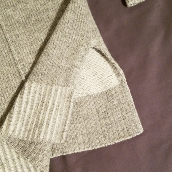 Lane Bryant cardigan sweater lt. Gray sz 18/20 - Picture 4 of 5